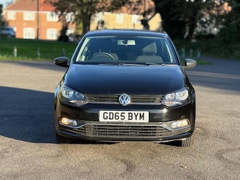 Used Volkswagen Polo 2015 for sale - 76198251: Photo 4