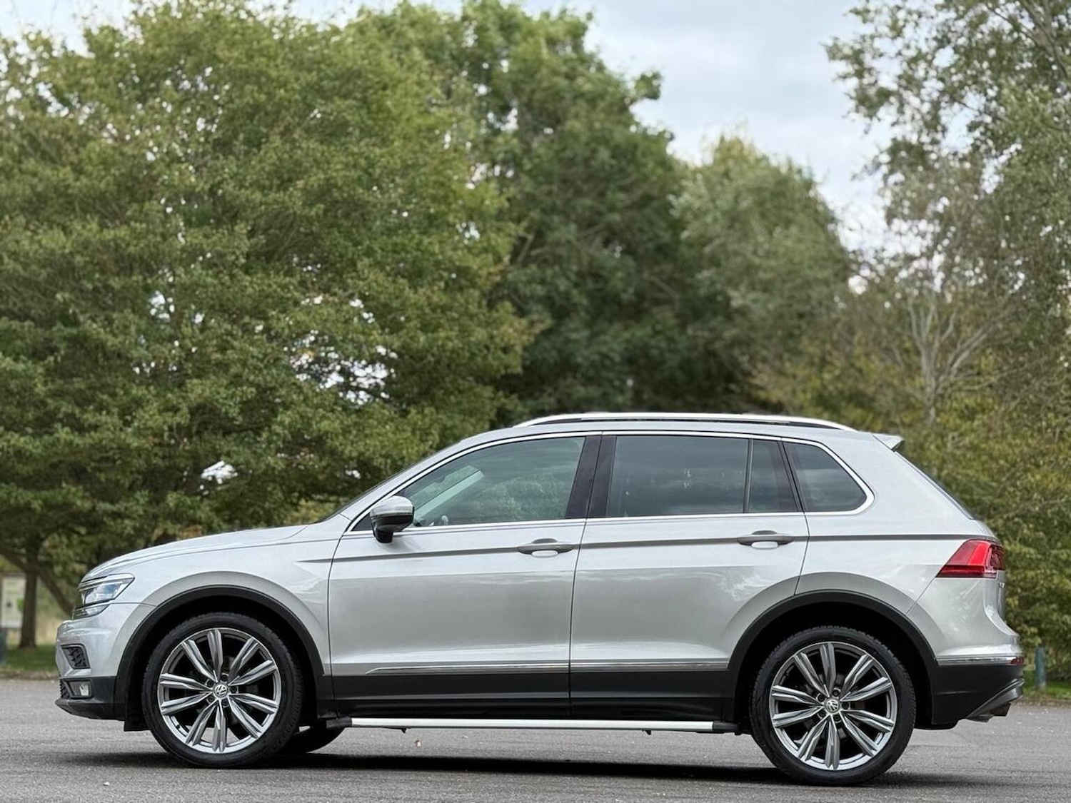 Used Volkswagen Tiguan 2019 for sale - 76158410: Photo 10