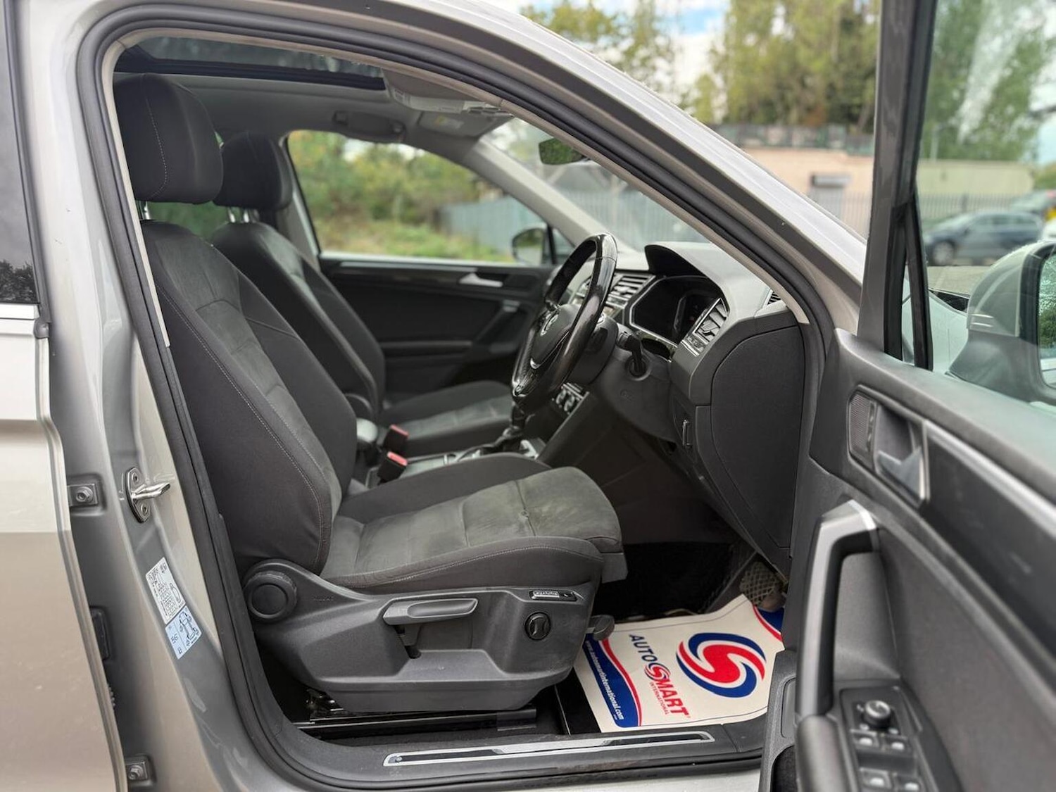 Used Volkswagen Tiguan 2019 for sale - 76158410: Photo 21