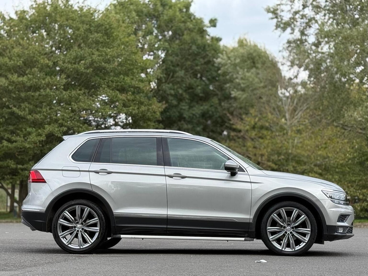Used Volkswagen Tiguan 2019 for sale - 76158410: Photo 9