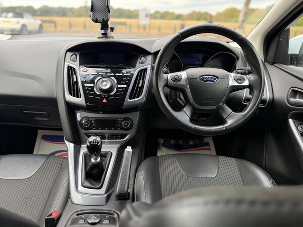 Used Ford Focus 2013 for sale - 76158405: Photo 21