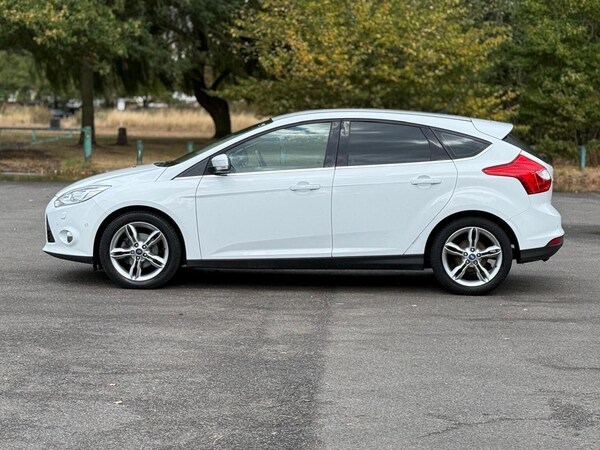 Used Ford Focus 2013 for sale - 76158405: Photo 8