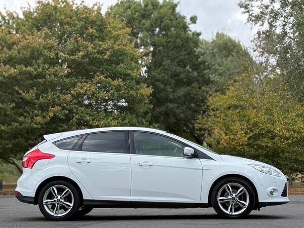Used Ford Focus 2013 for sale - 76158405: Photo 9