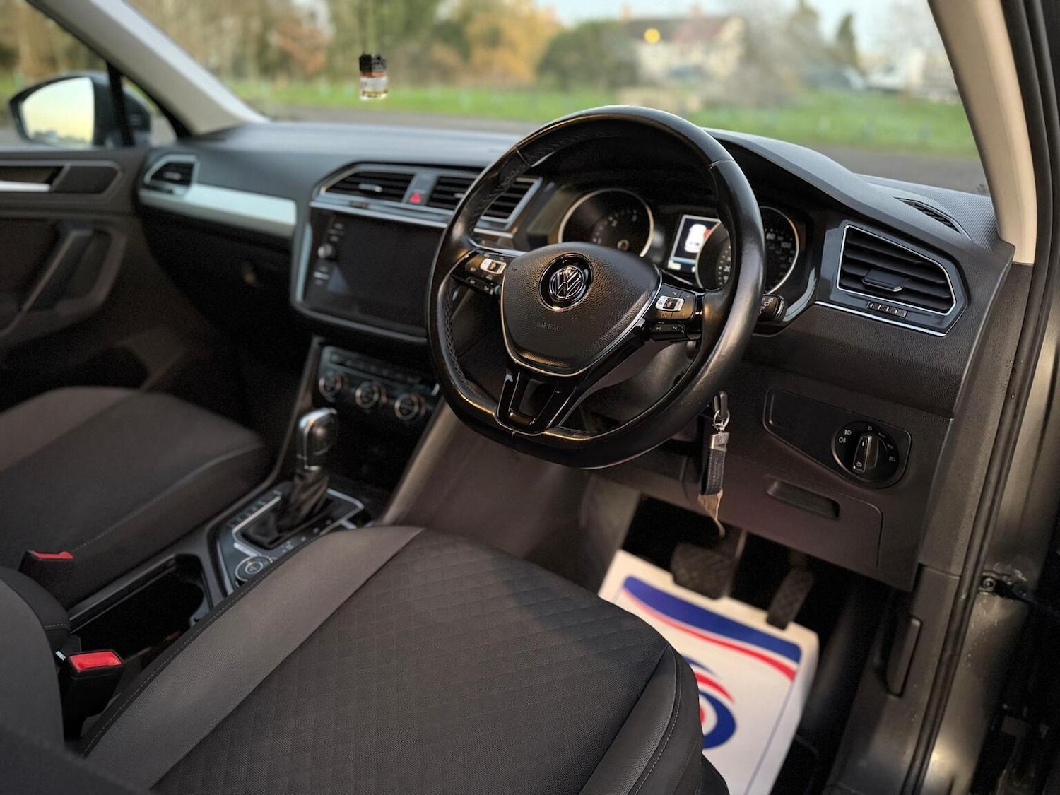 Used Volkswagen Tiguan 2018 for sale - 77014824: Photo 30