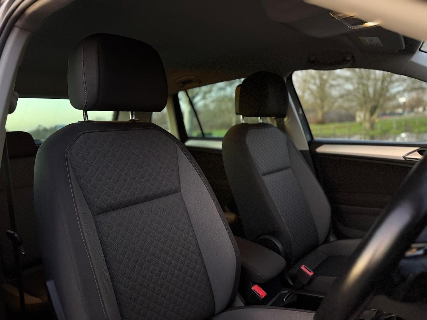 Used Volkswagen Tiguan 2018 for sale - 77014824: Photo 32