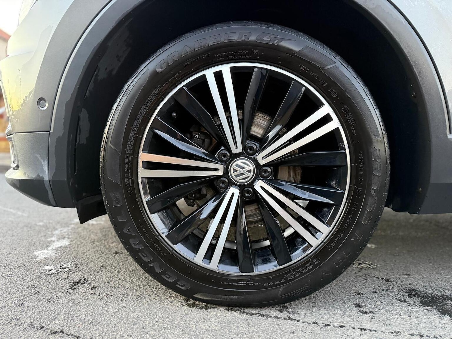 Used Volkswagen Tiguan 2018 for sale - 77014824: Photo 42