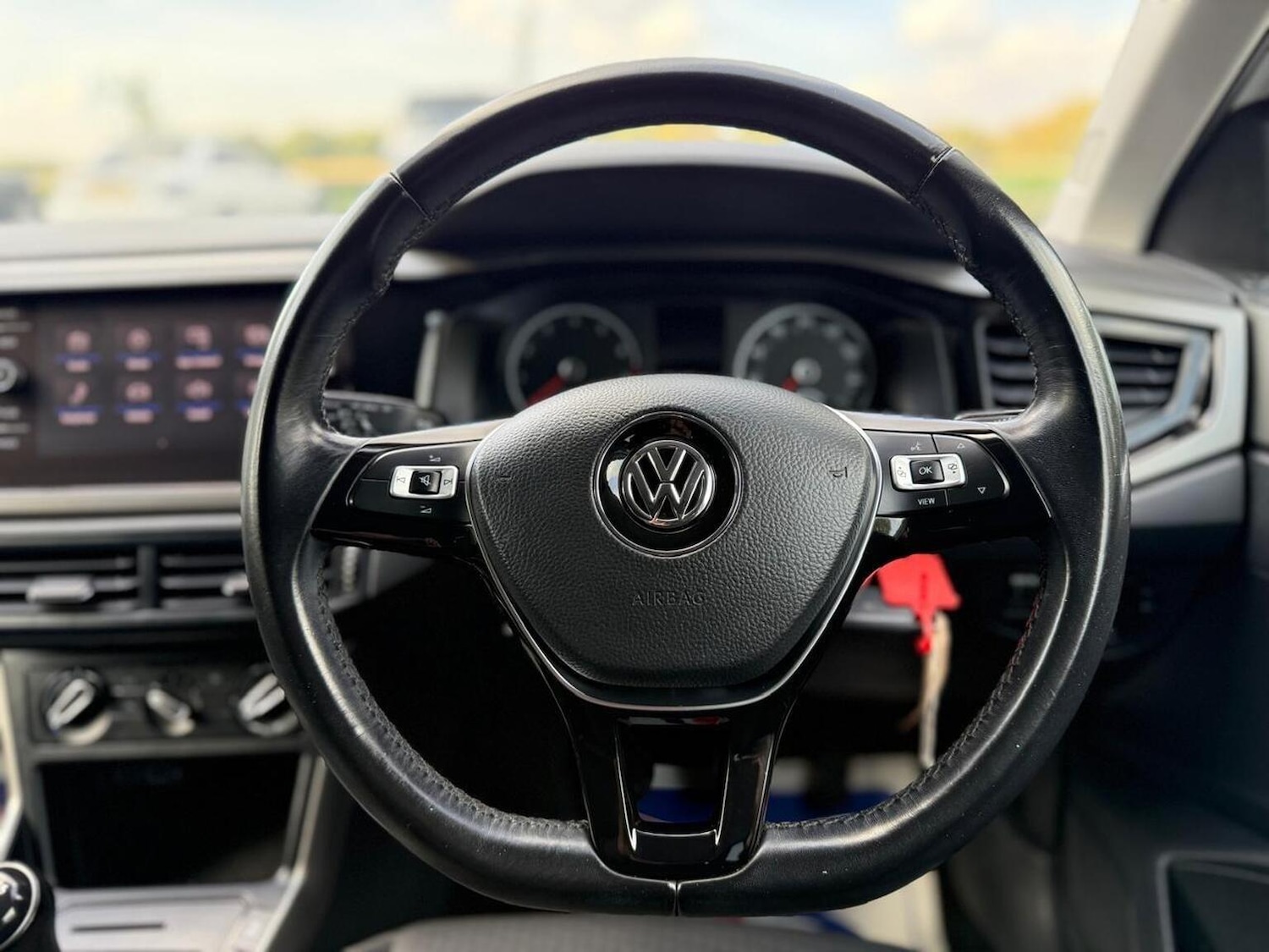 Used Volkswagen Polo 2018 for sale - 76174031: Photo 41