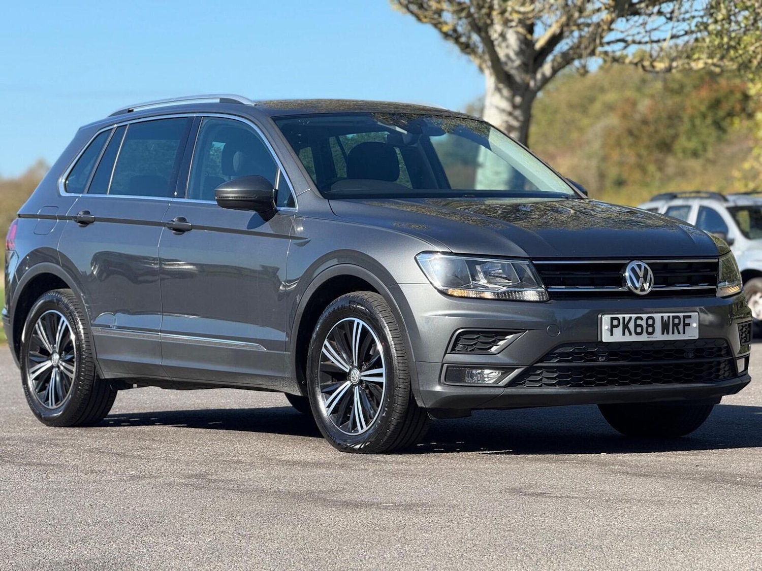 Used Volkswagen Tiguan 2018 for sale - 76198149: Photo 1