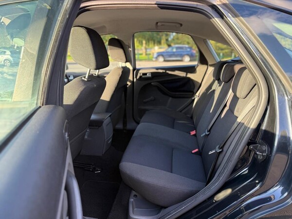 Used Ford Focus 2007 for sale - 76158413: Photo 28