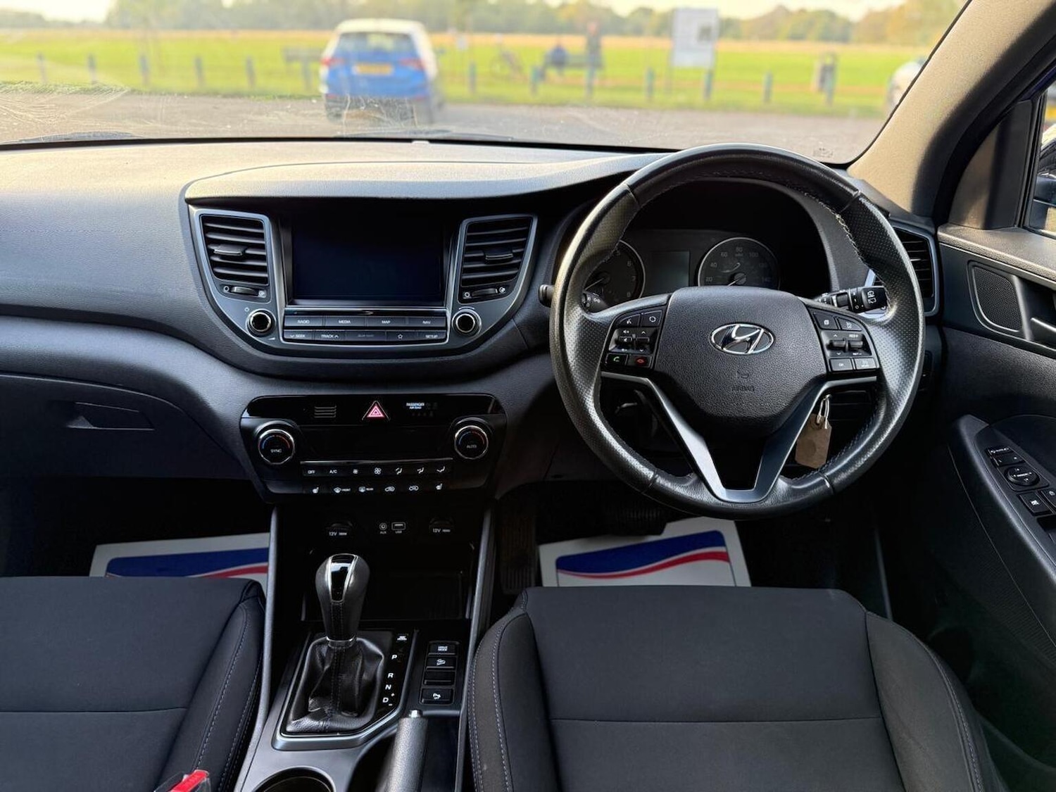 Used Hyundai TUCSON 2018 for sale - 76174025: Photo 2