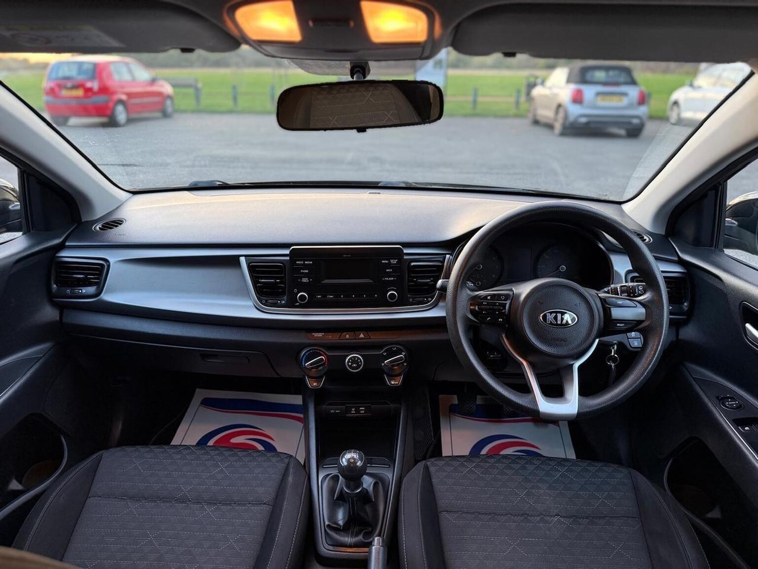 Used Kia Rio 2017 for sale - 76439916: Photo 2