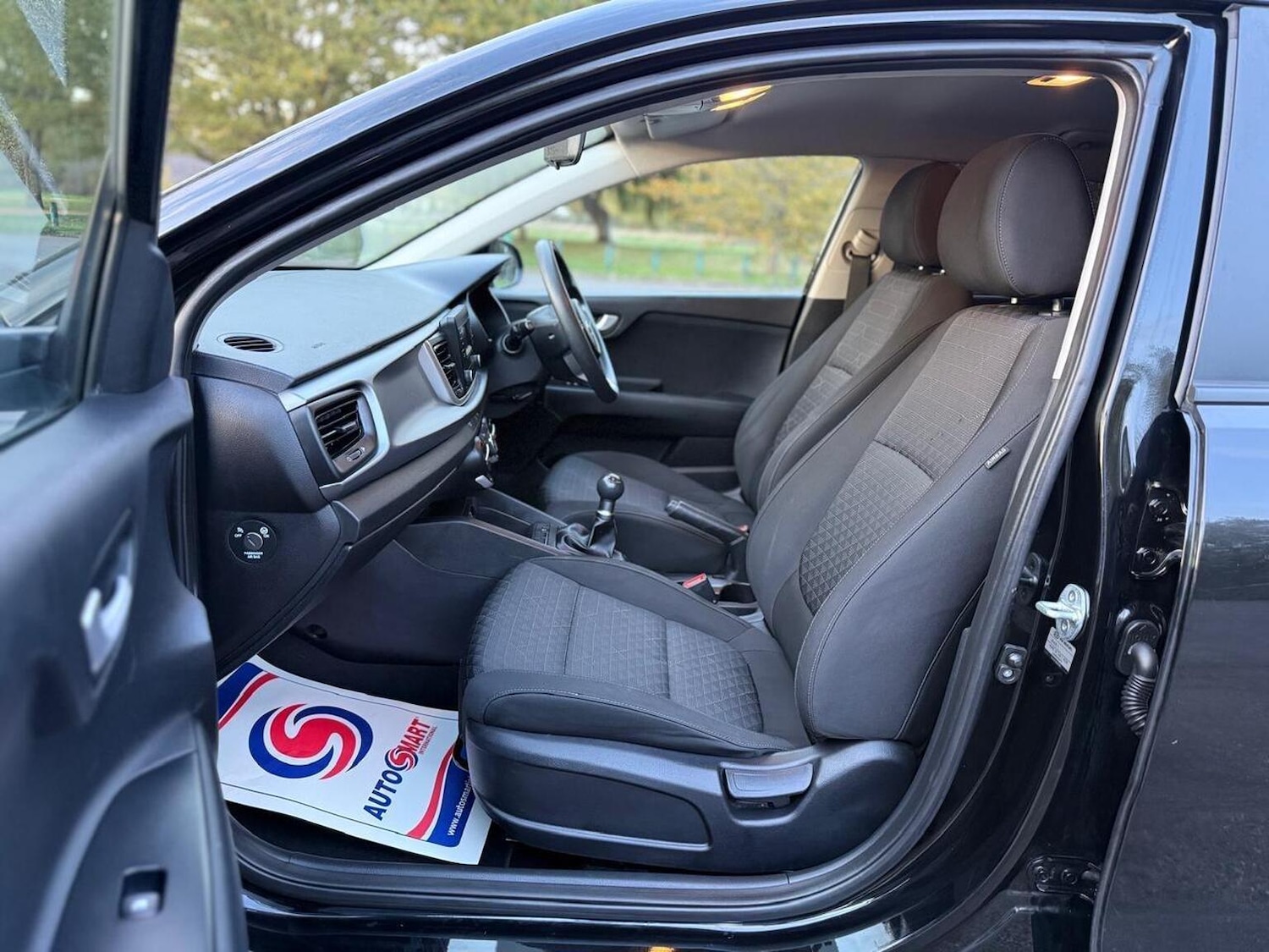 Used Kia Rio 2017 for sale - 76439916: Photo 30