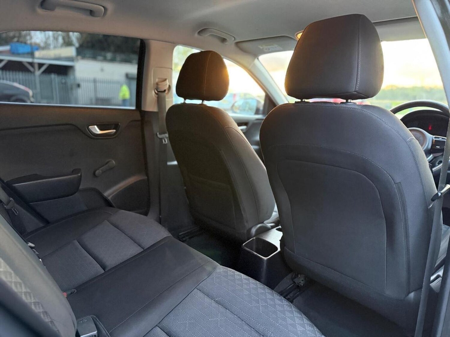 Used Kia Rio 2017 for sale - 76439916: Photo 32