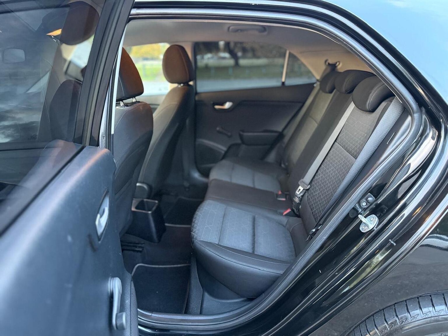 Used Kia Rio 2017 for sale - 76439916: Photo 34