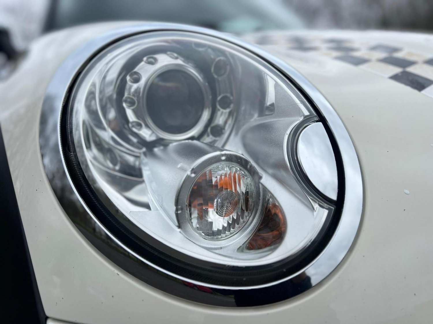 Used MINI Convertible 2011 for sale - 76158407: Photo 17