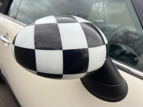 Used MINI Convertible 2011 for sale - 76158407: Photo 19