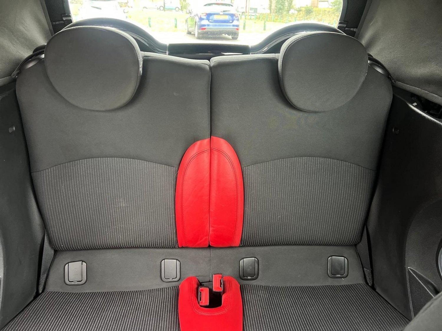 Used MINI Convertible 2011 for sale - 76158407: Photo 30