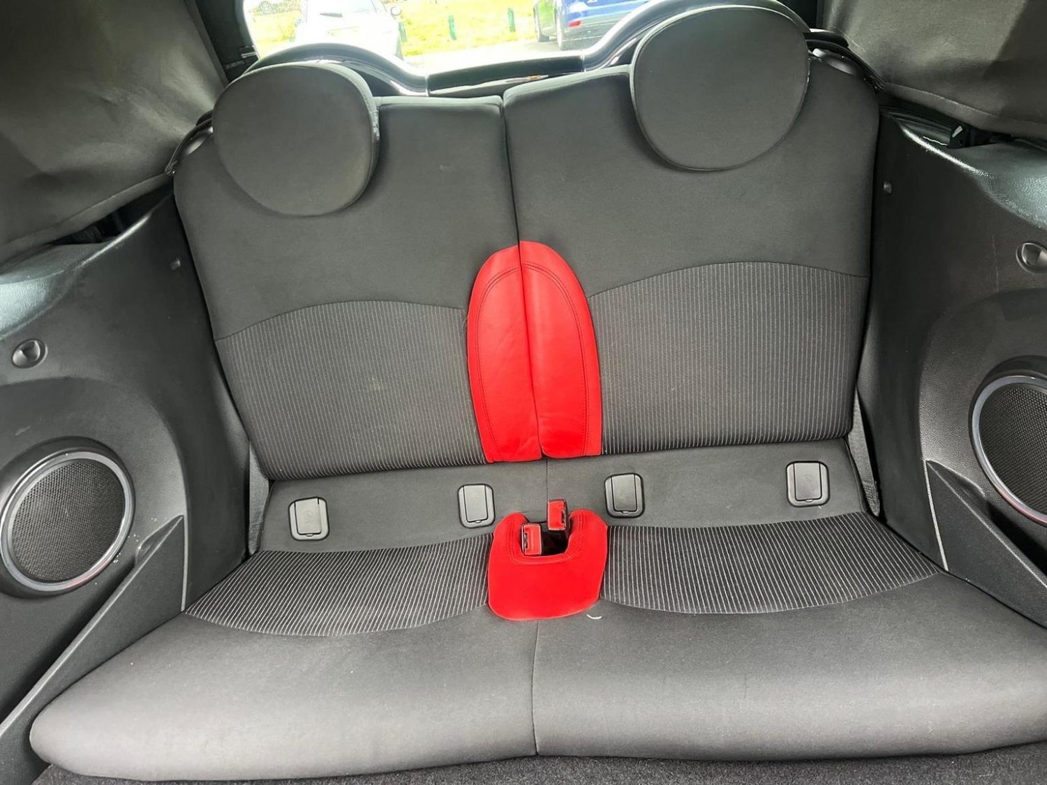 Used MINI Convertible 2011 for sale - 76158407: Photo 33