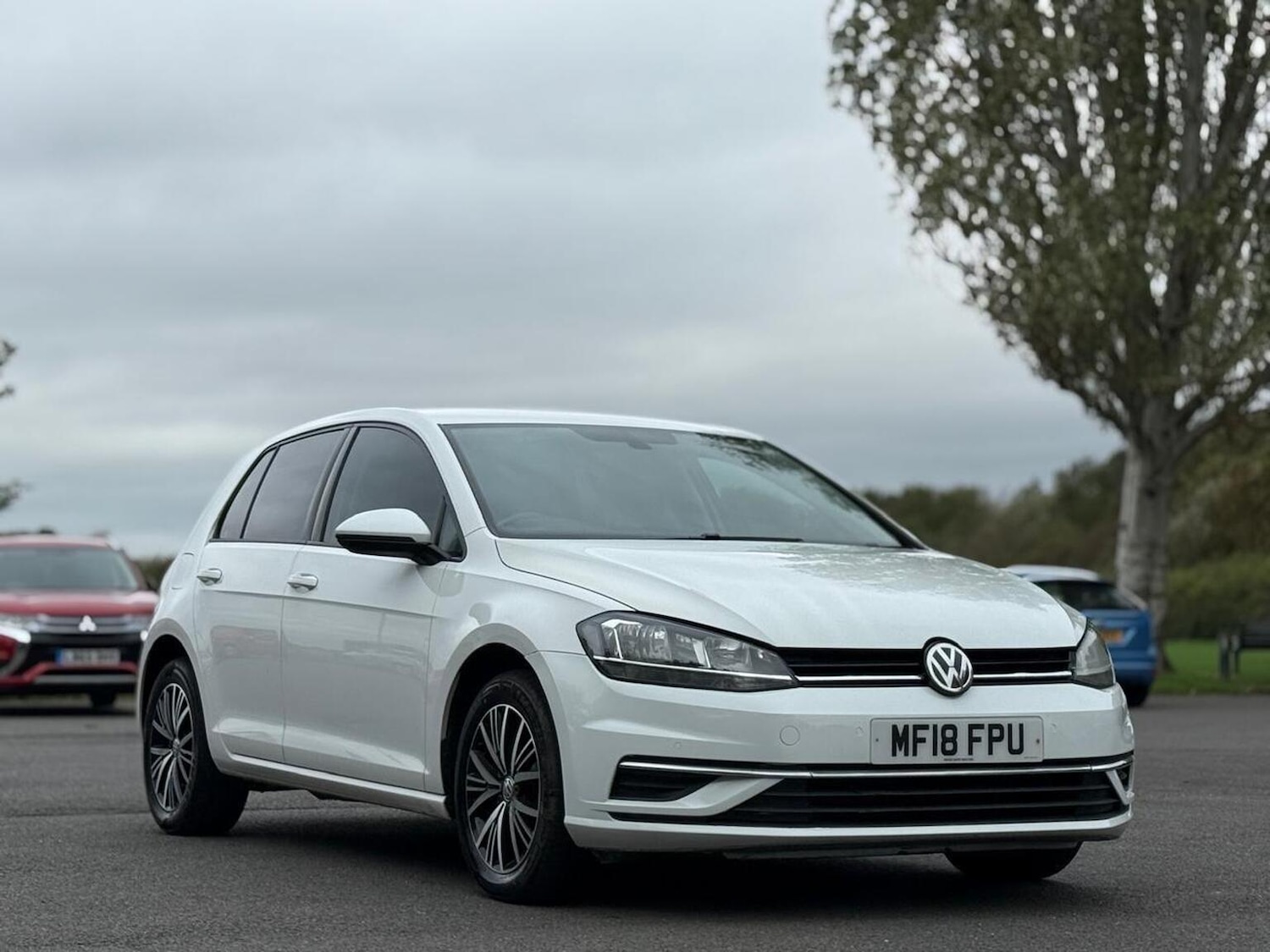 Used Volkswagen Golf 2018 for sale - 76158434: Photo 1