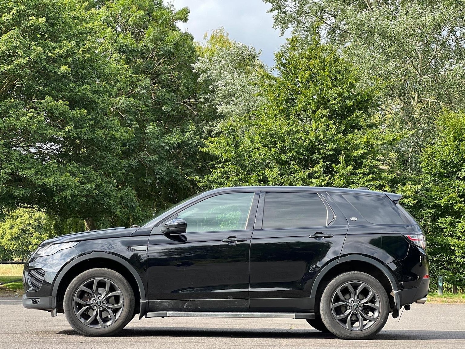 Used Land Rover Discovery Sport 2019 for sale - 76170428: Photo 14