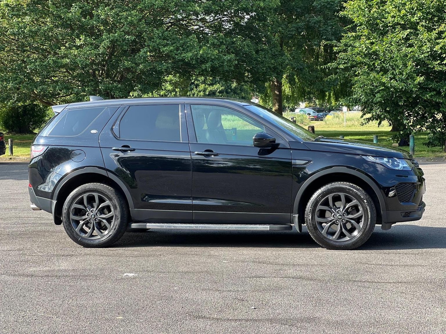 Used Land Rover Discovery Sport 2019 for sale - 76170428: Photo 20
