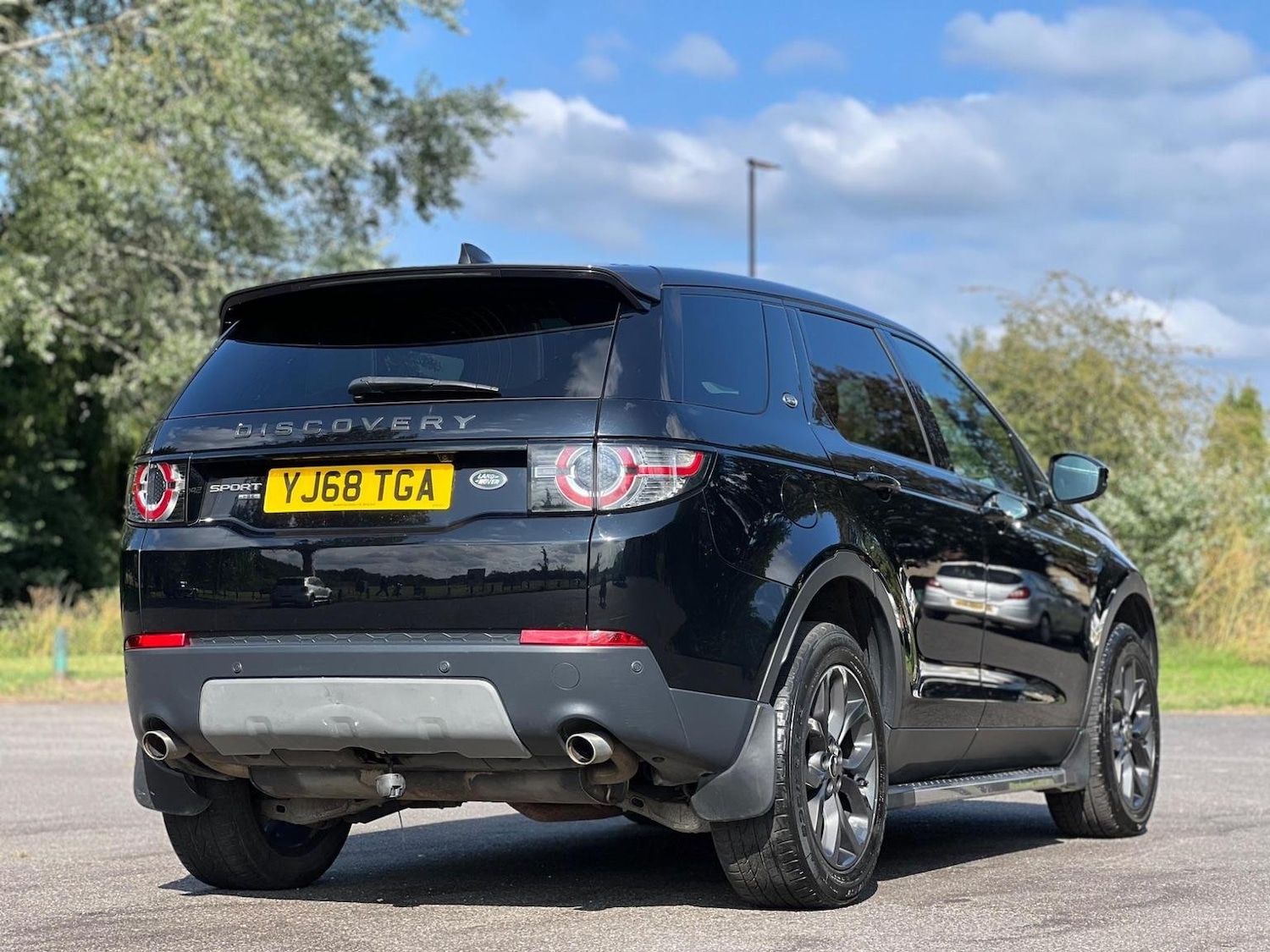 Used Land Rover Discovery Sport 2019 for sale - 76170428: Photo 21