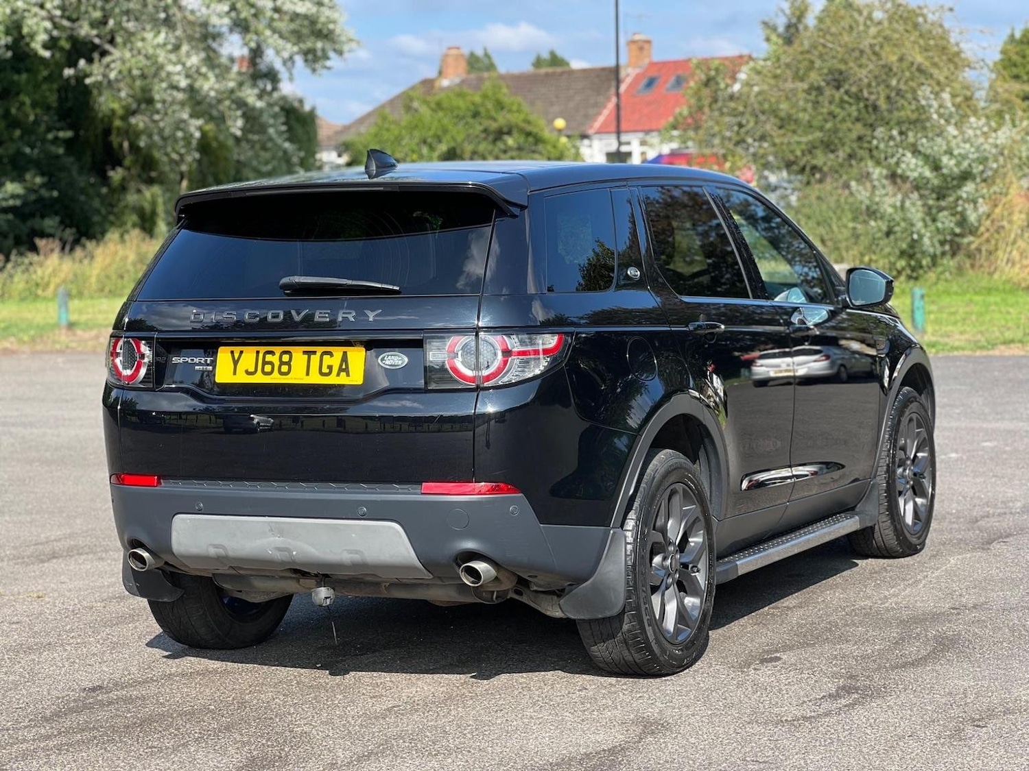 Used Land Rover Discovery Sport 2019 for sale - 76170428: Photo 22