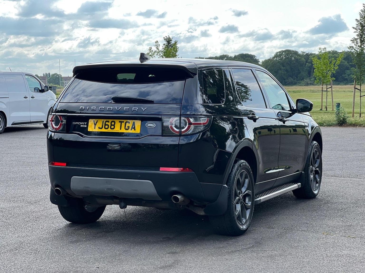 Used Land Rover Discovery Sport 2019 for sale - 76170428: Photo 24