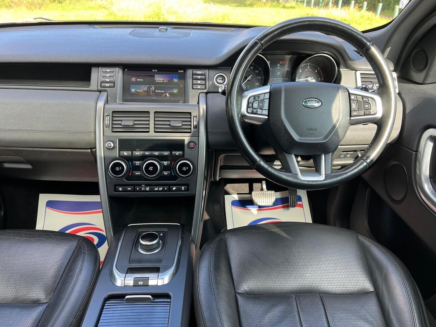 Used Land Rover Discovery Sport 2019 for sale - 76170428: Photo 27