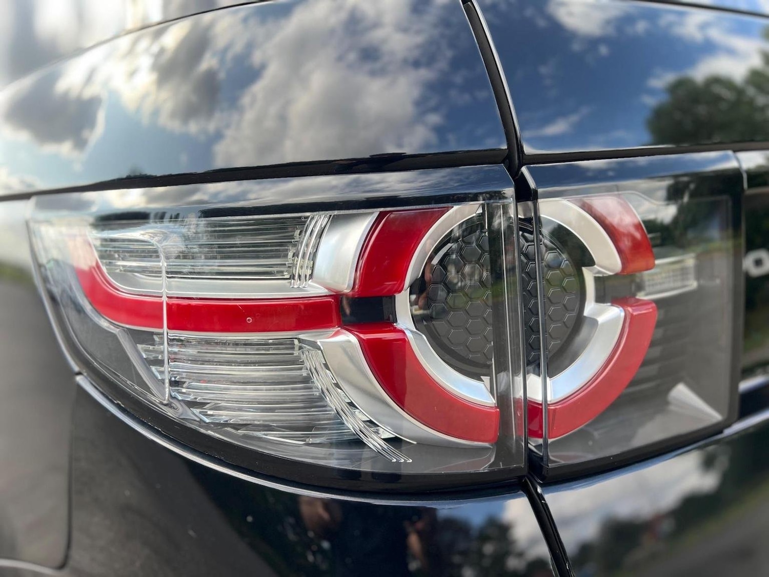 Used Land Rover Discovery Sport 2019 for sale - 76170428: Photo 61