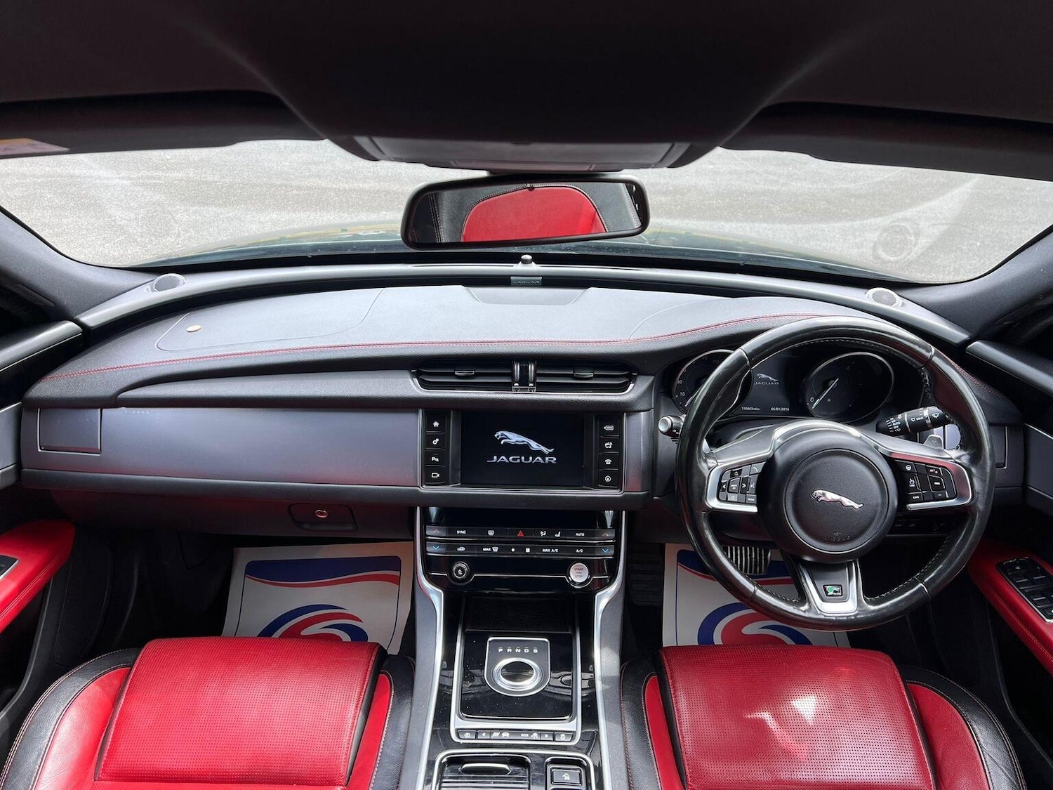 Used Jaguar XF 2017 for sale - 77027994: Photo 2