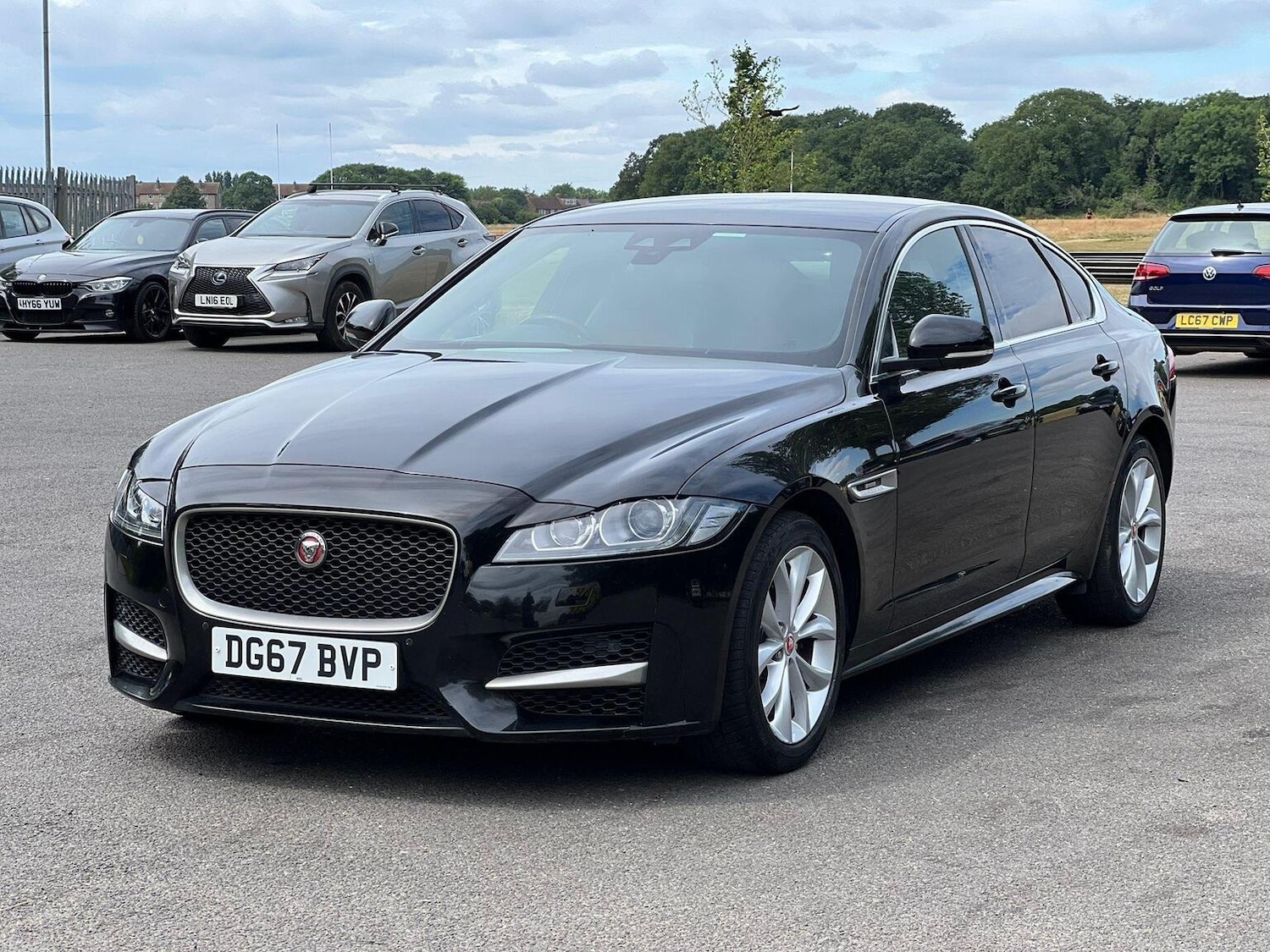 Used Jaguar XF 2017 for sale - 77027994: Photo 4
