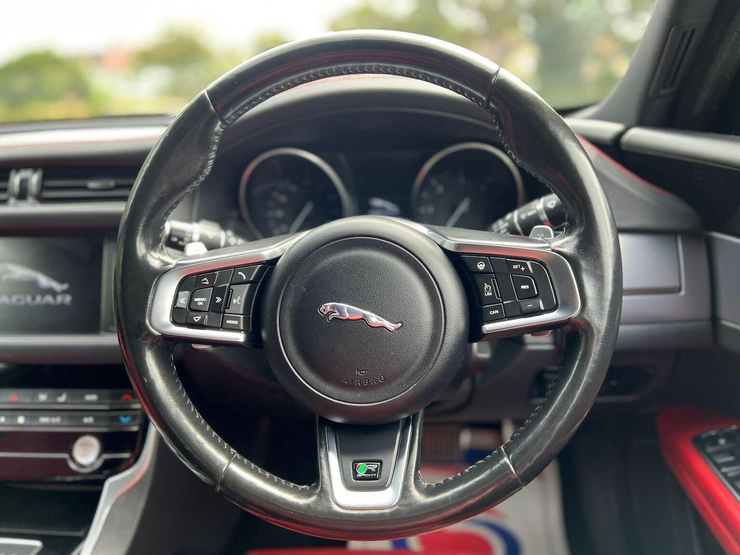 Used Jaguar XF 2017 for sale - 77027994: Photo 47