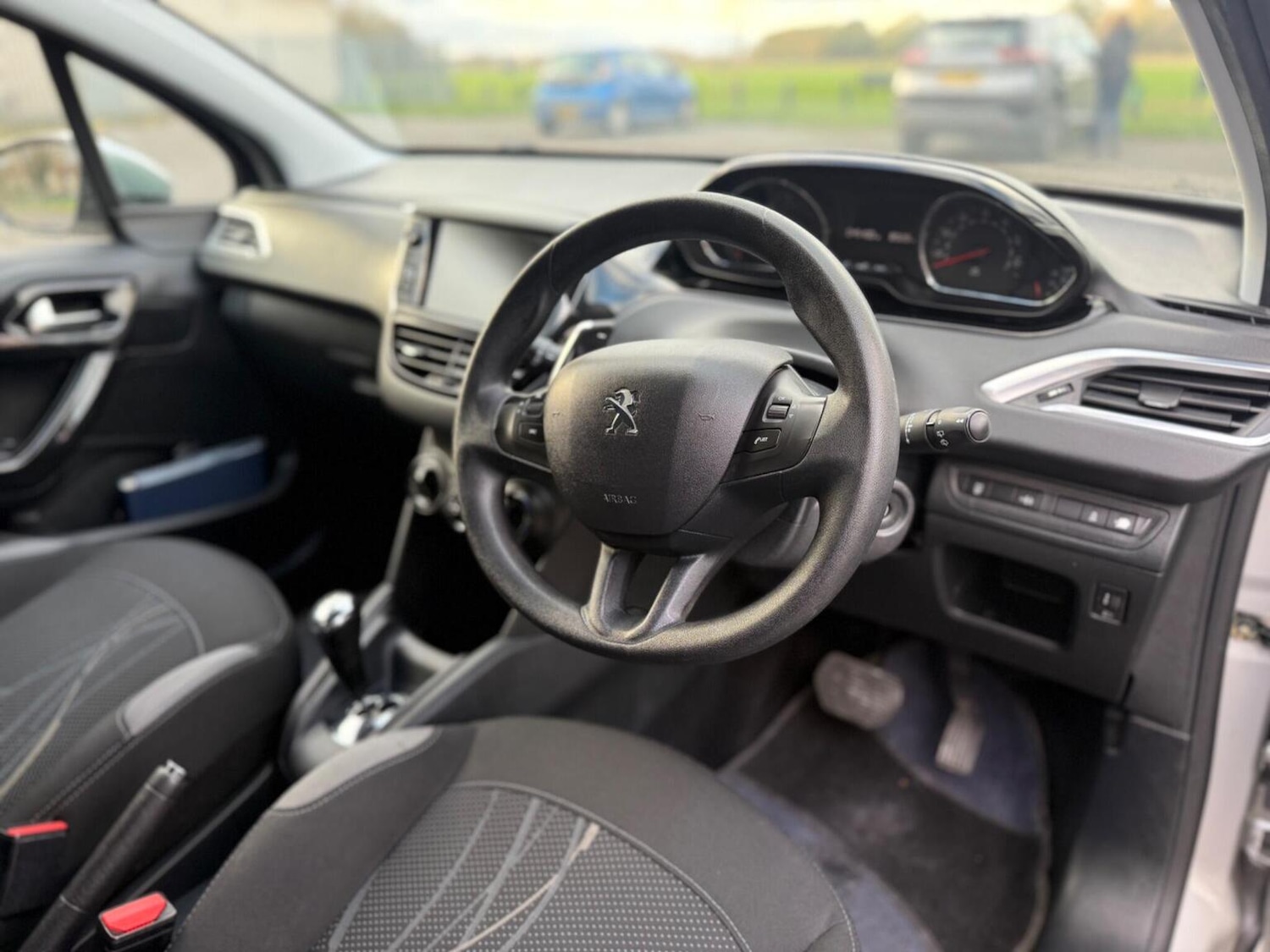 Used Peugeot 208 2015 for sale - 76791530: Photo 20