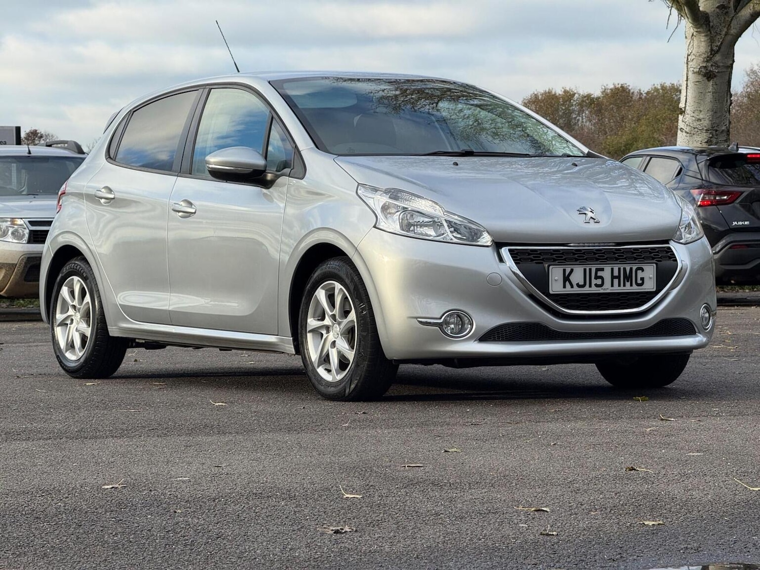 Used Peugeot 208 2015 for sale - 76791530: Photo 5