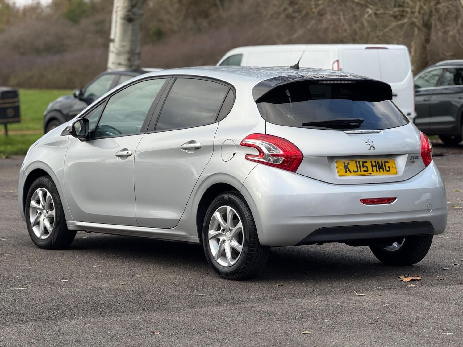 Used Peugeot 208 2015 for sale - 76791530: Photo 9