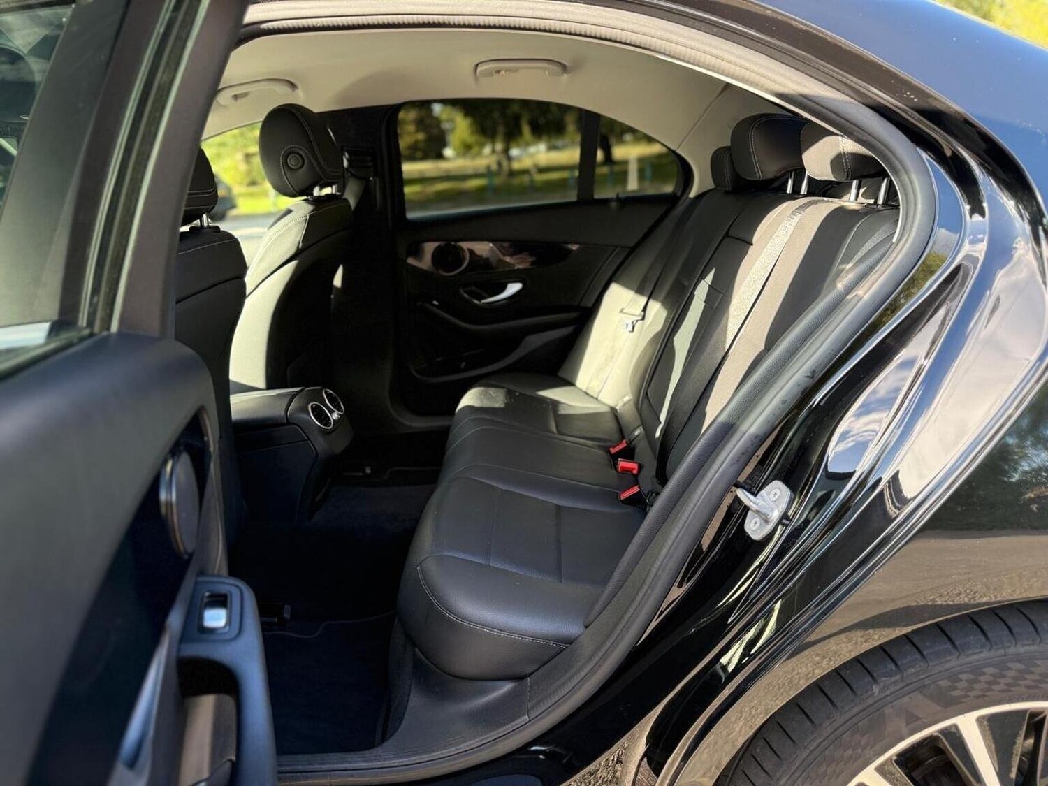 Used Mercedes-Benz C Class 2019 for sale - 76158421: Photo 31