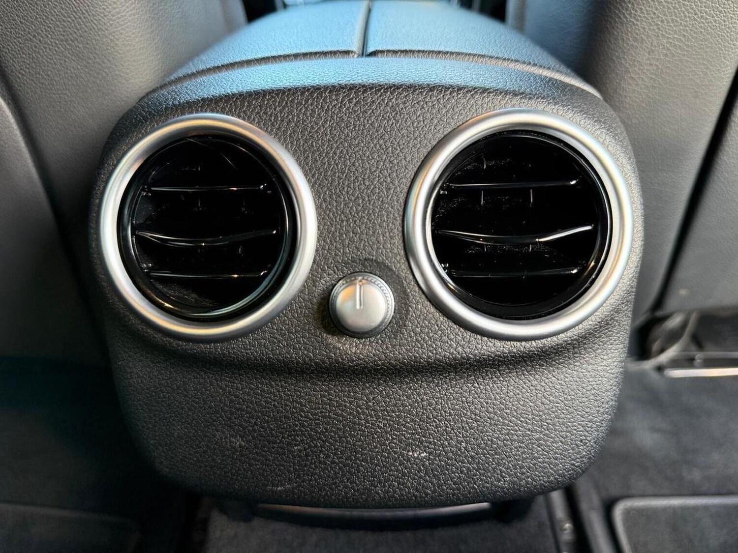 Used Mercedes-Benz C Class 2019 for sale - 76158421: Photo 38