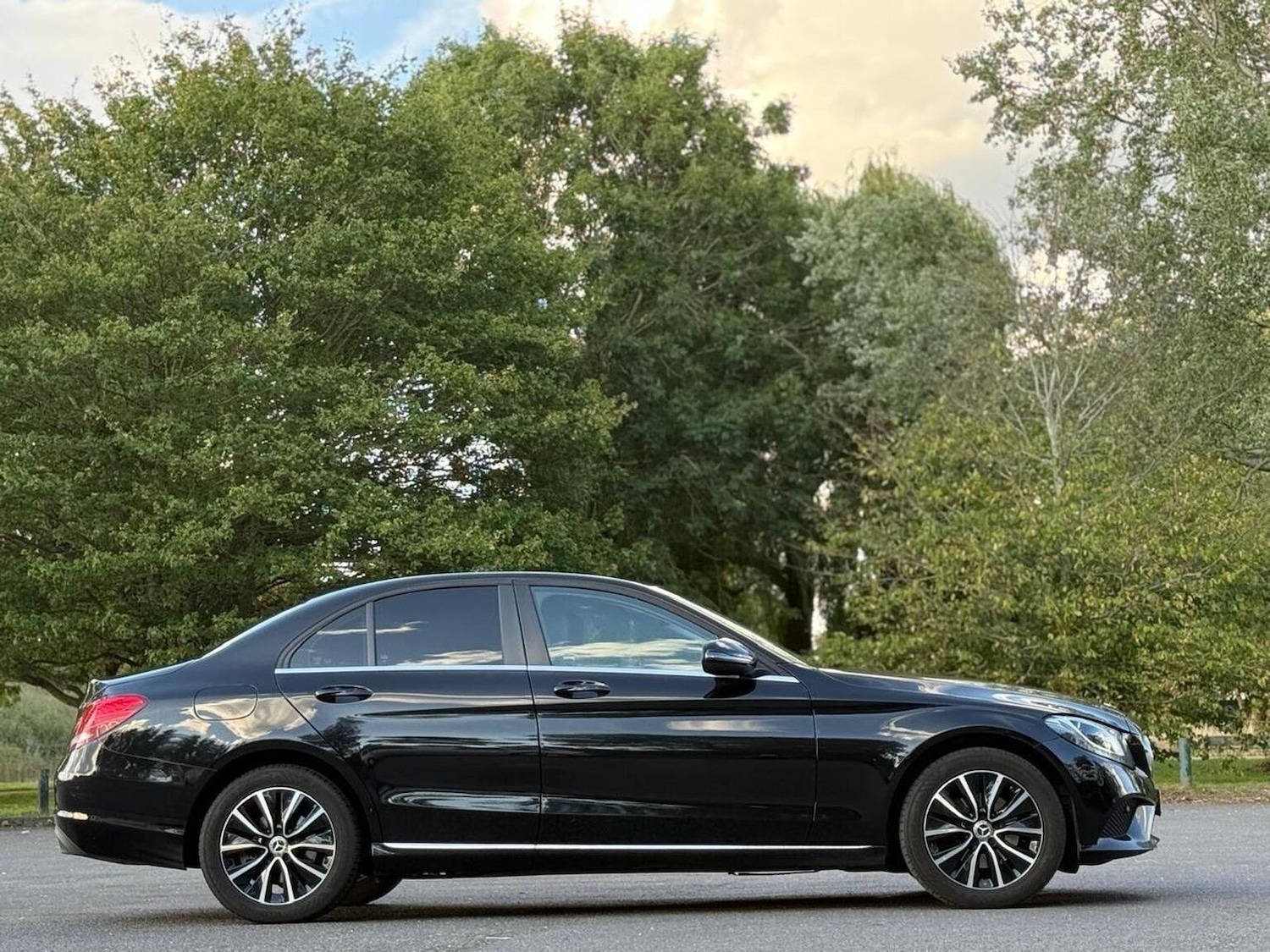 Used Mercedes-Benz C Class 2019 for sale - 76158421: Photo 9