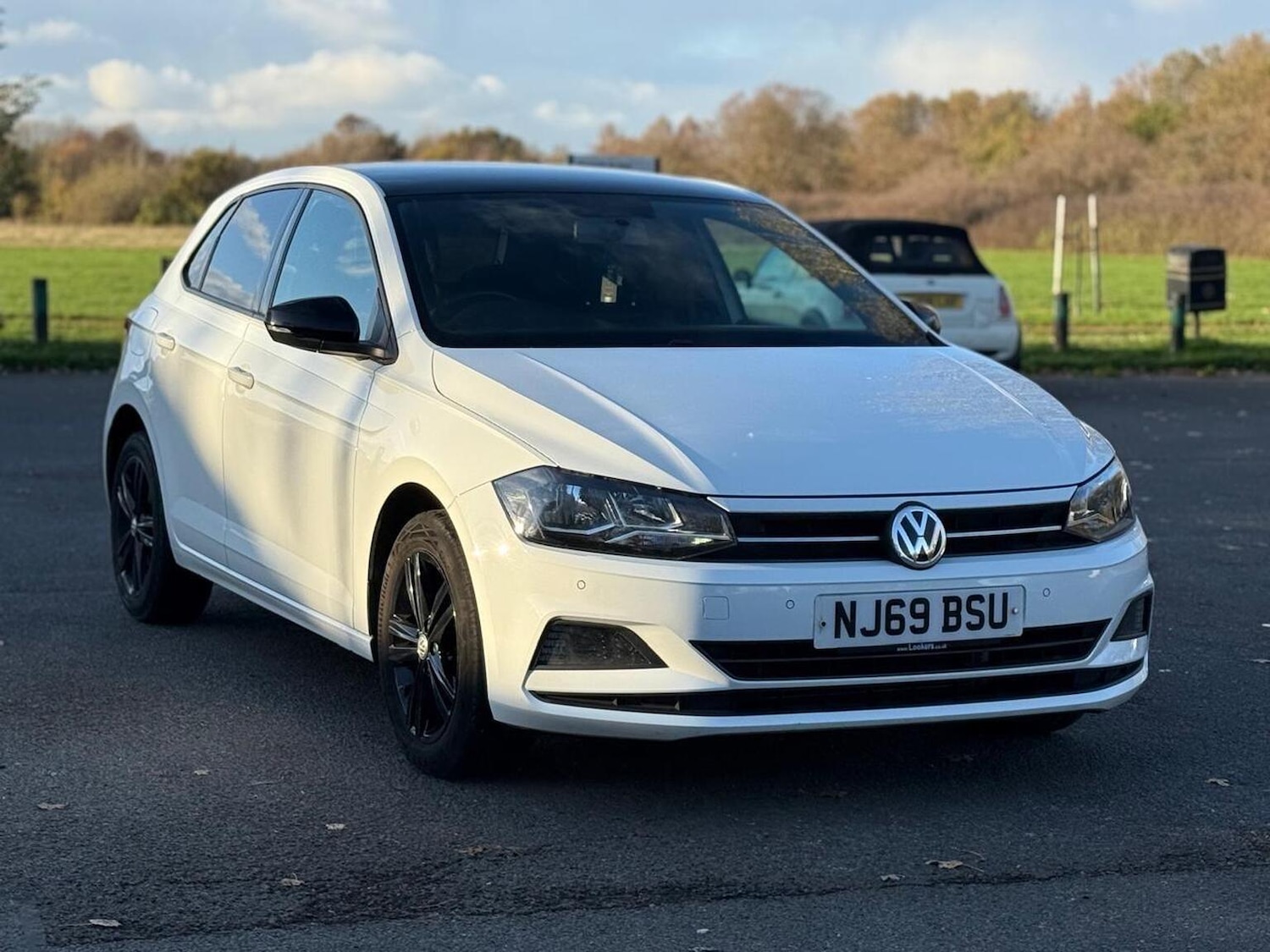 Used Volkswagen Polo 2019 for sale - 76666152: Photo 1