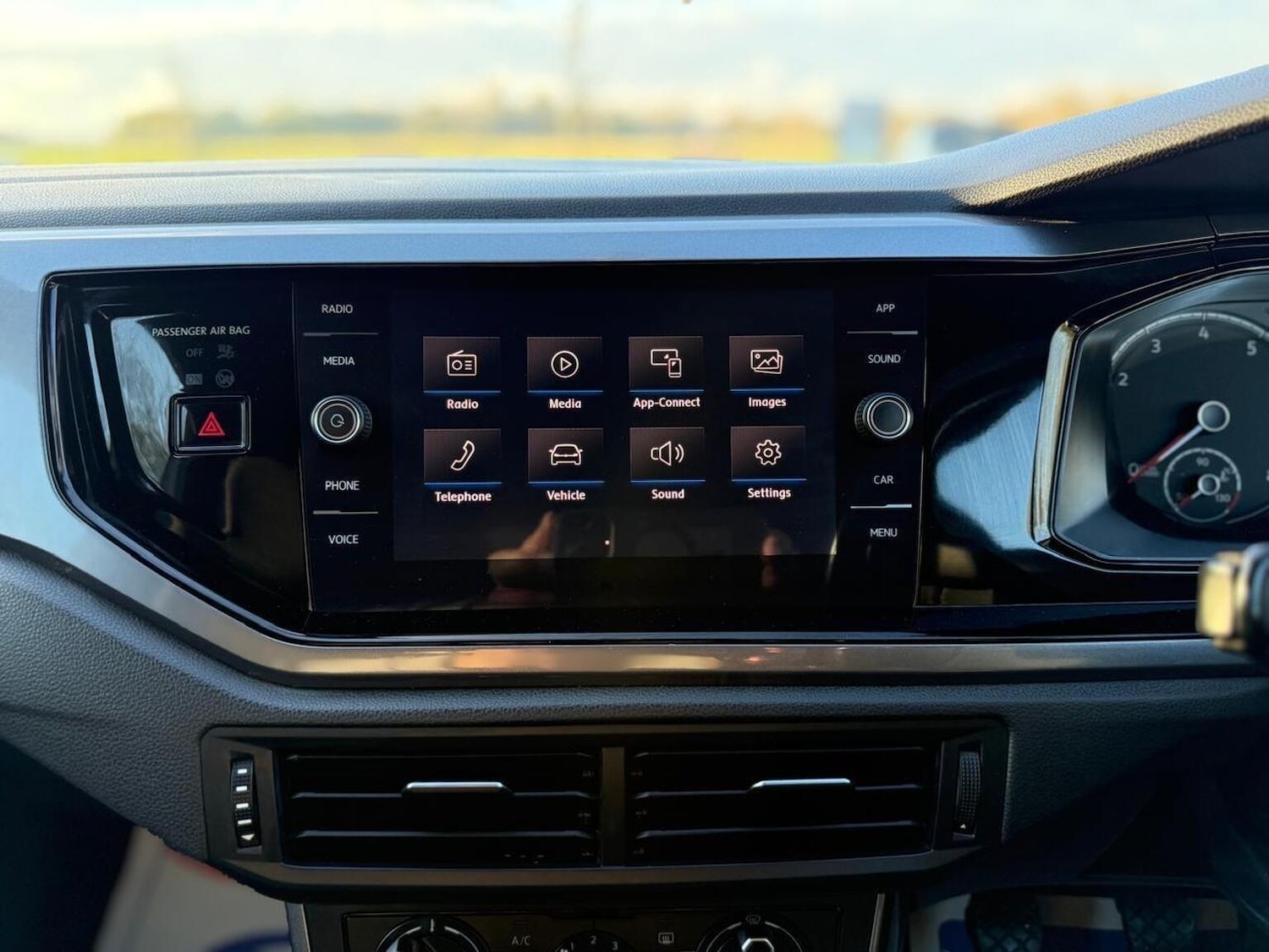 Used Volkswagen Polo 2019 for sale - 76666152: Photo 41