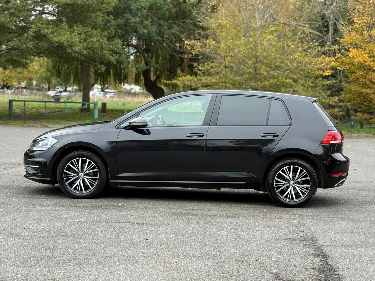 Used Volkswagen Golf 2018 for sale - 76376890: Photo 10