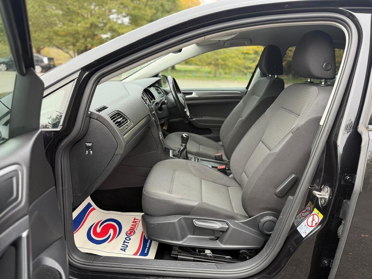 Used Volkswagen Golf 2018 for sale - 76376890: Photo 21