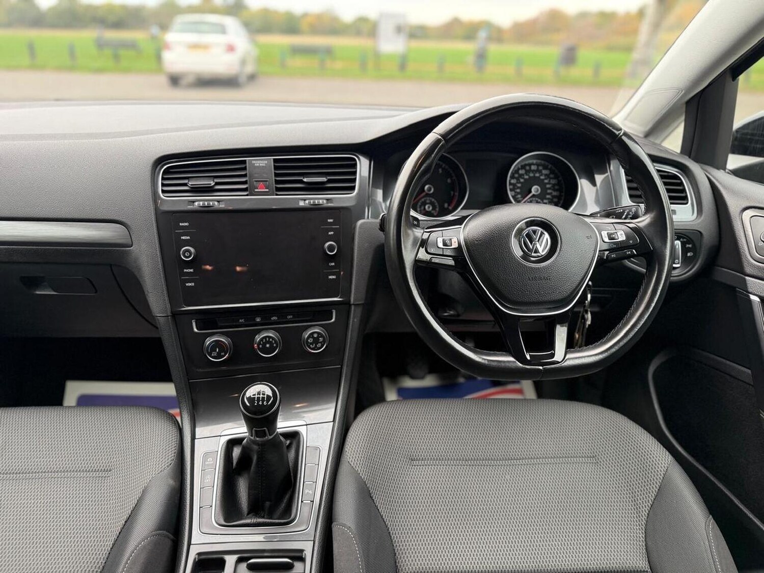 Used Volkswagen Golf 2018 for sale - 76376890: Photo 24