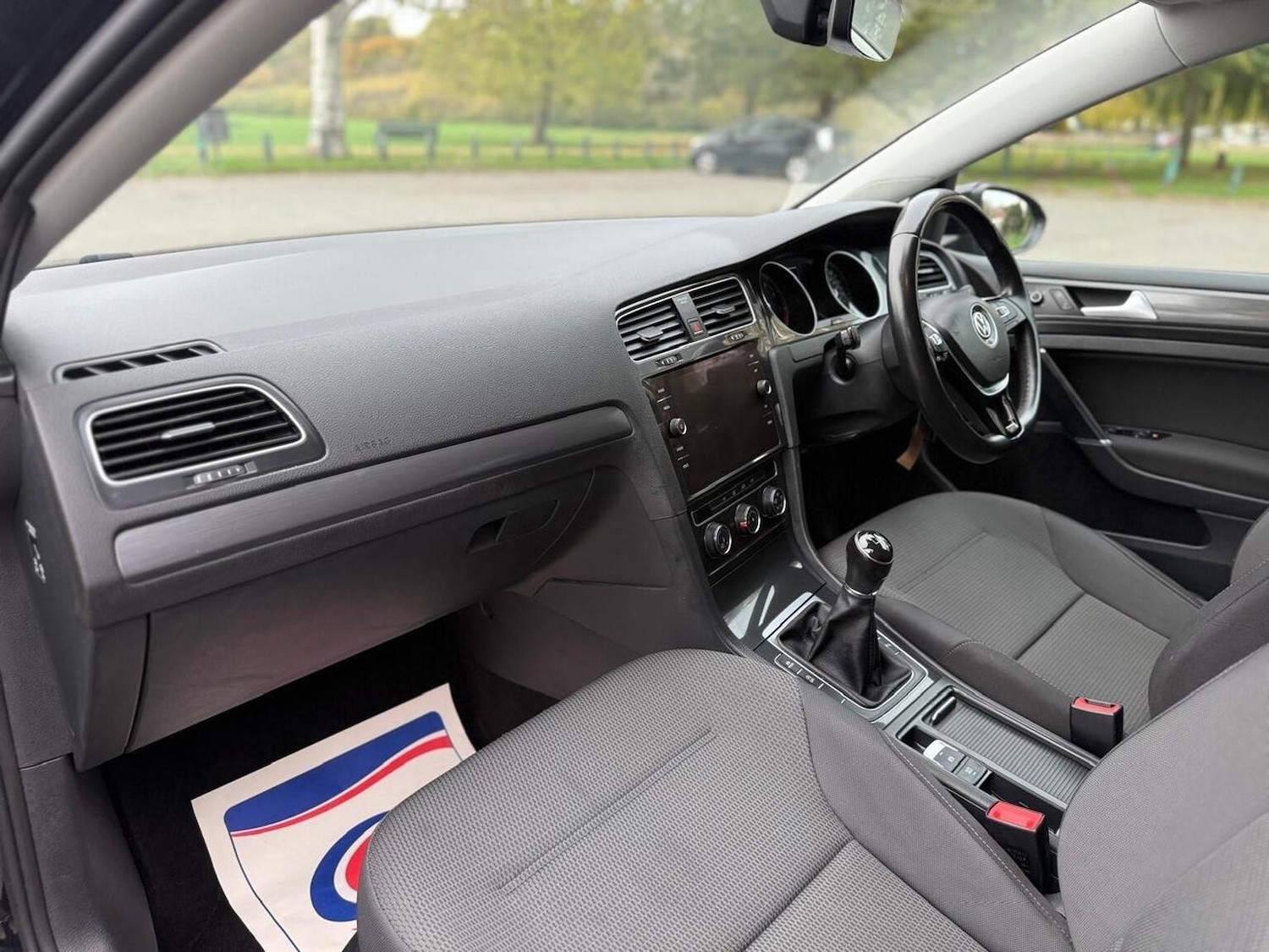 Used Volkswagen Golf 2018 for sale - 76376890: Photo 25