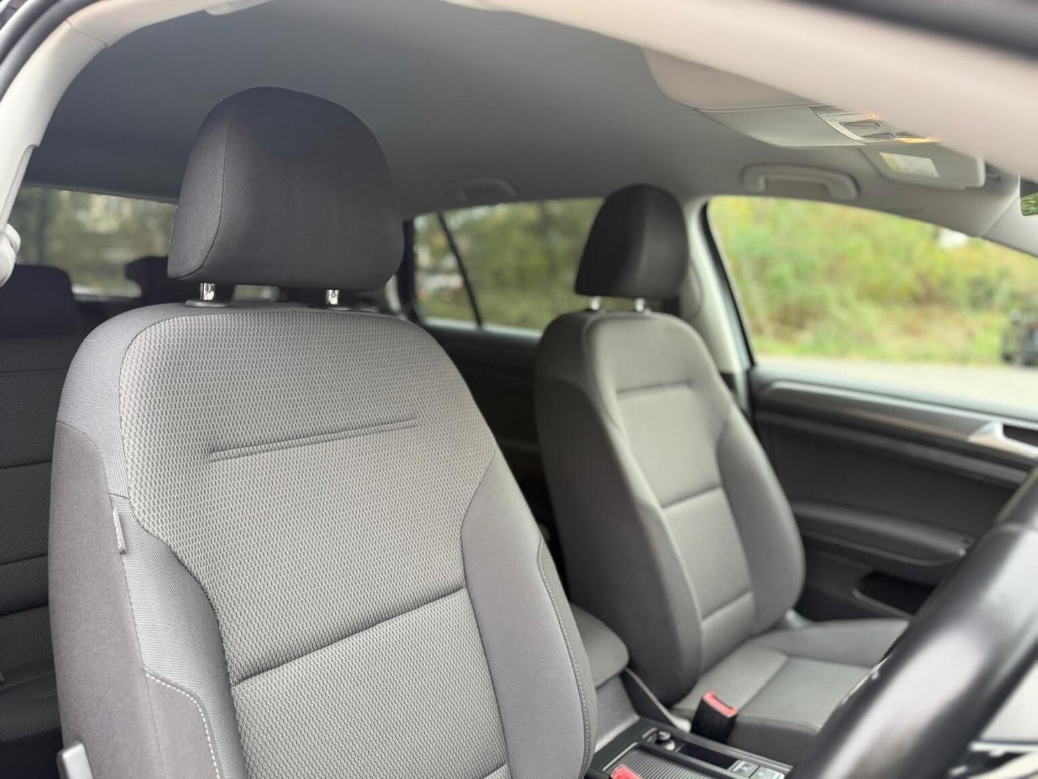 Used Volkswagen Golf 2018 for sale - 76376890: Photo 30