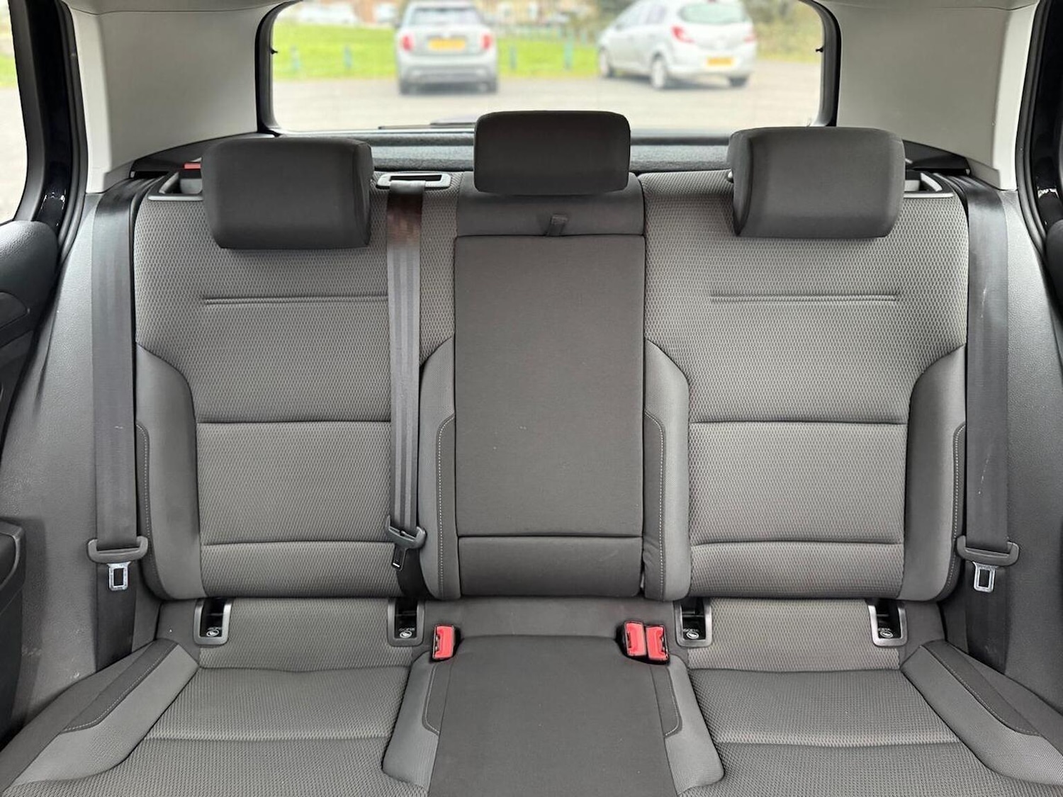 Used Volkswagen Golf 2018 for sale - 76376890: Photo 36