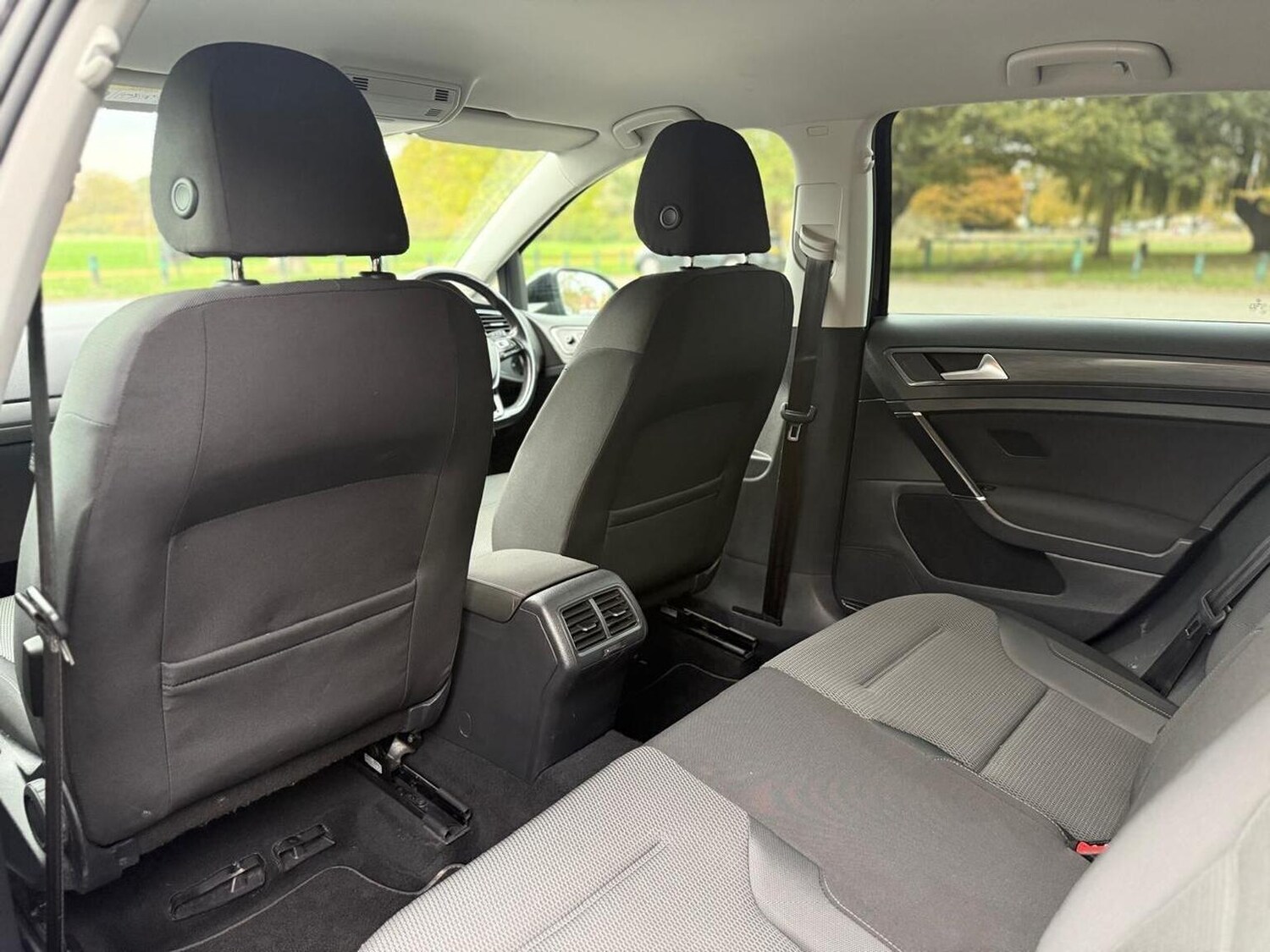 Used Volkswagen Golf 2018 for sale - 76376890: Photo 37