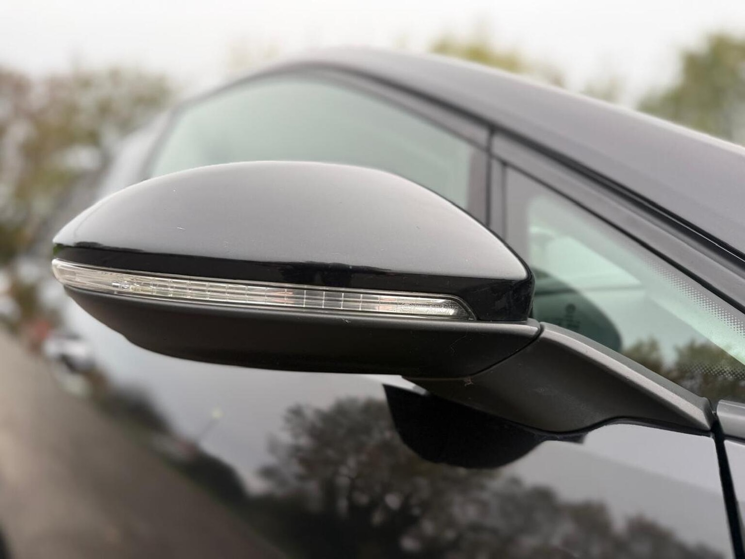 Used Volkswagen Golf 2018 for sale - 76376890: Photo 42