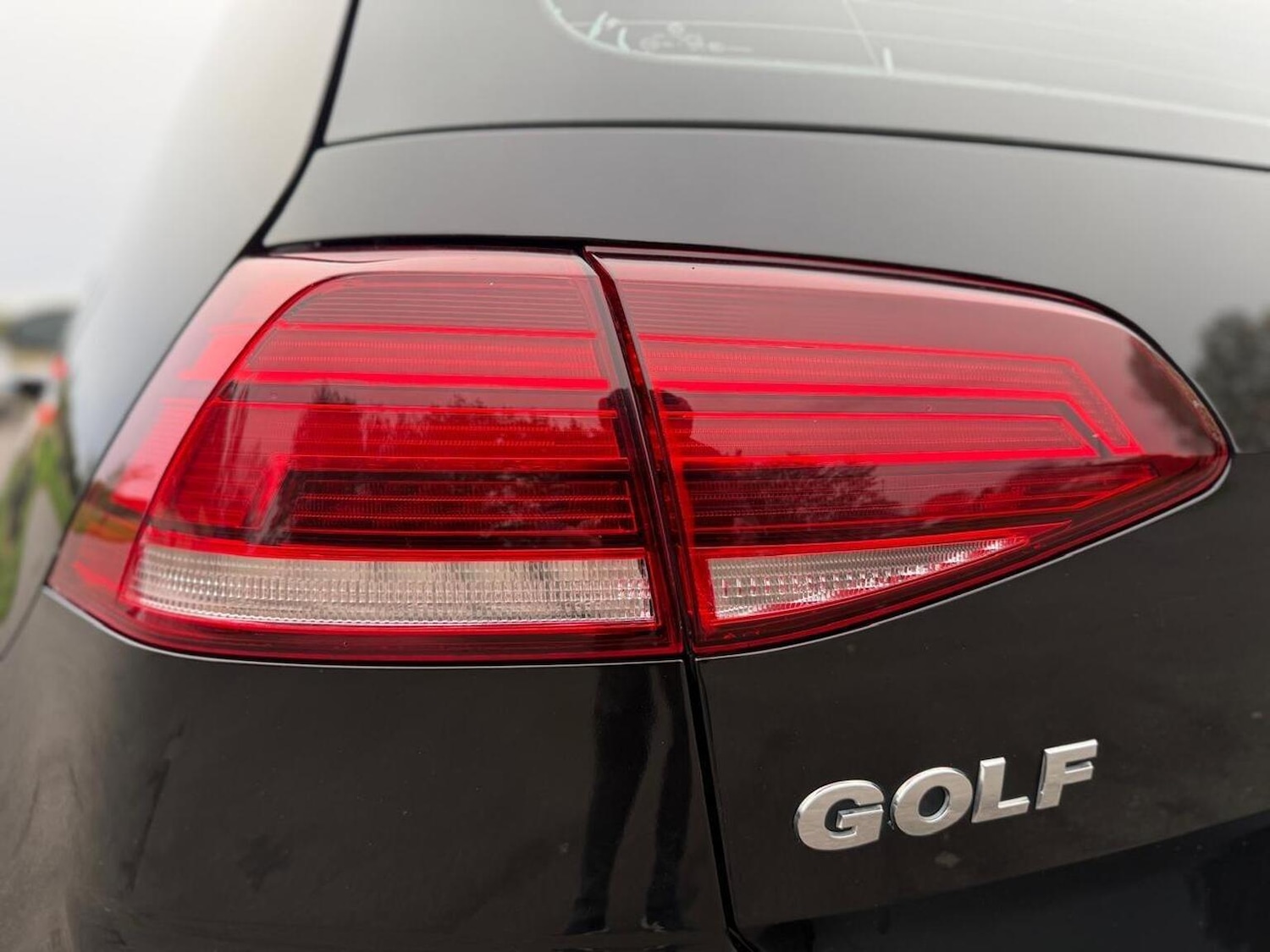 Used Volkswagen Golf 2018 for sale - 76376890: Photo 45